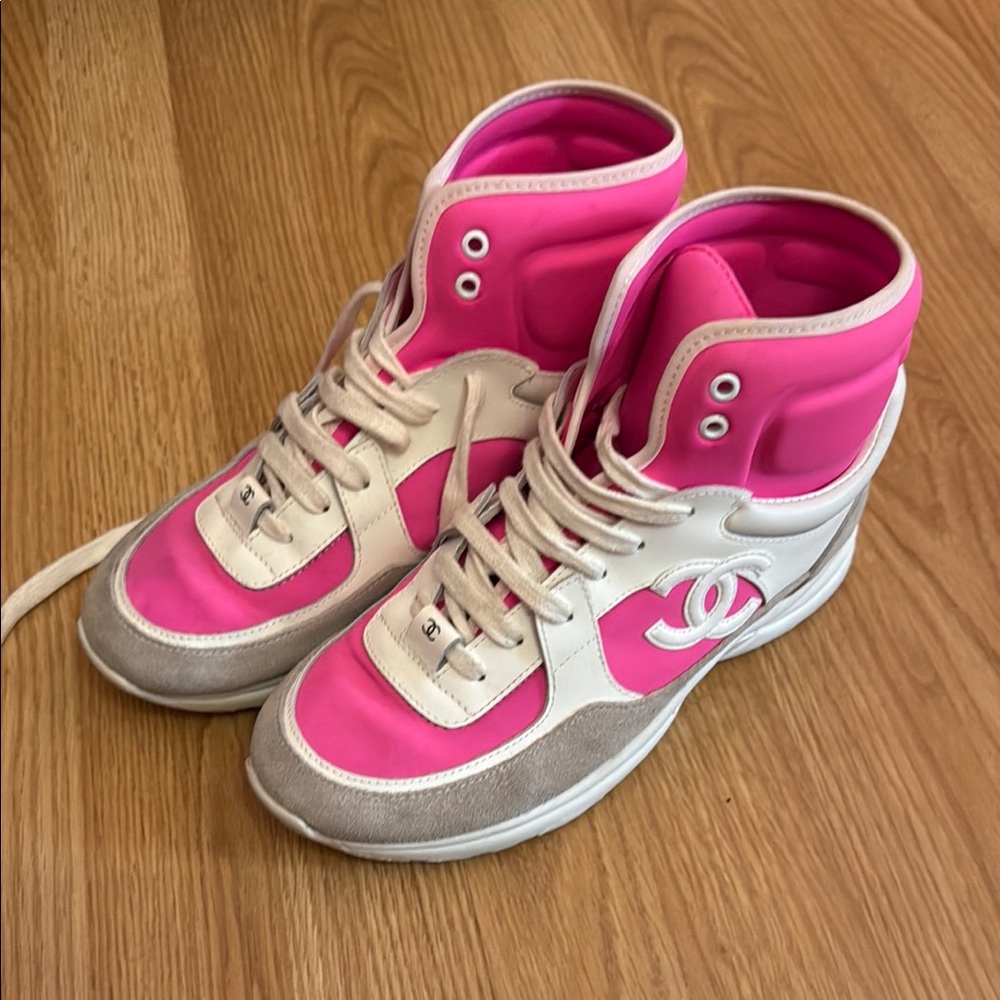 Chanel Pink and White Sneakers with Classic Athletic Silhouette